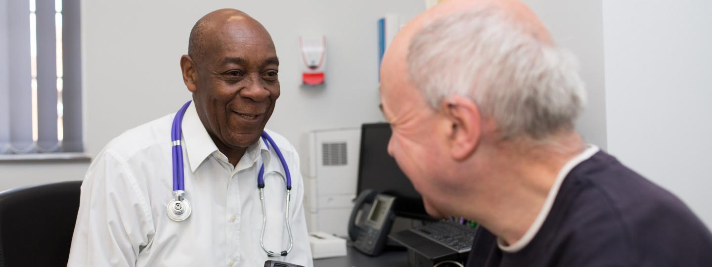 patient visiting a doctor 